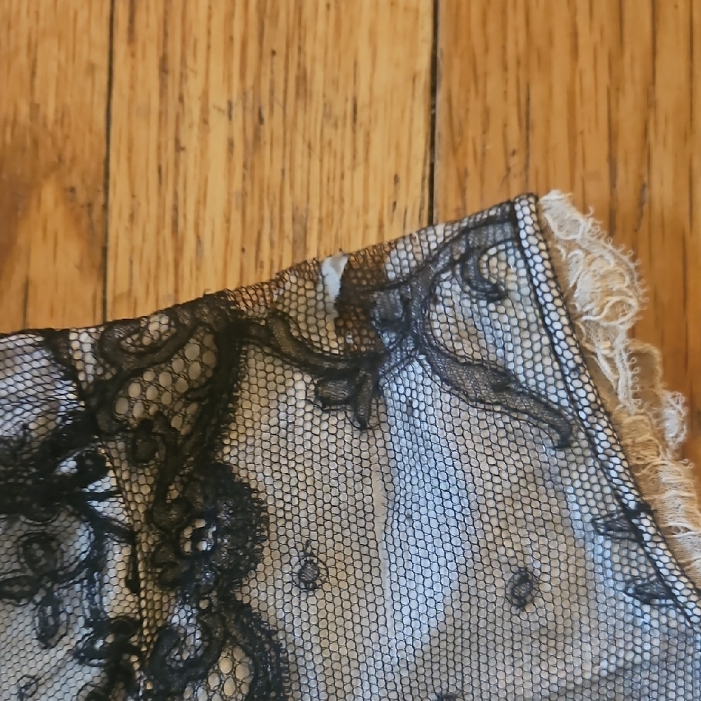 Wounded Bird! Antique 1800s Elegant Black Lace Women's Top - Picture 3 of 17